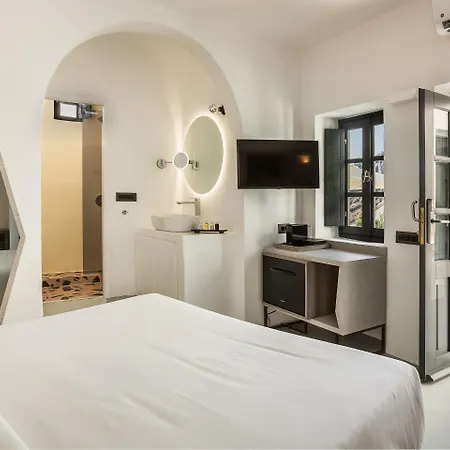 Sun Rocks Boutique (adults Only) מלון