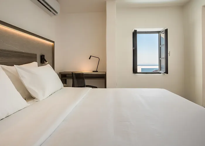 Sun Rocks Boutique (adults Only) Hotel Firostefani