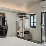 Sun Rocks Boutique (adults Only) מלון 5*